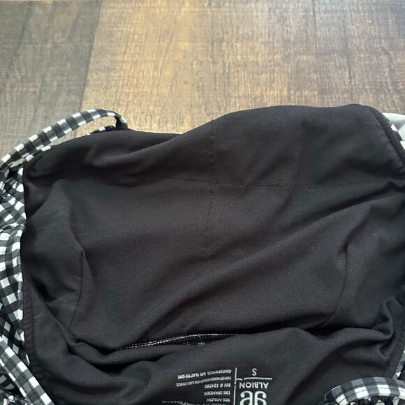 Albion Fit Kids Wave Swimsuit Top, Black Check Size Small - Picture 2 of 9